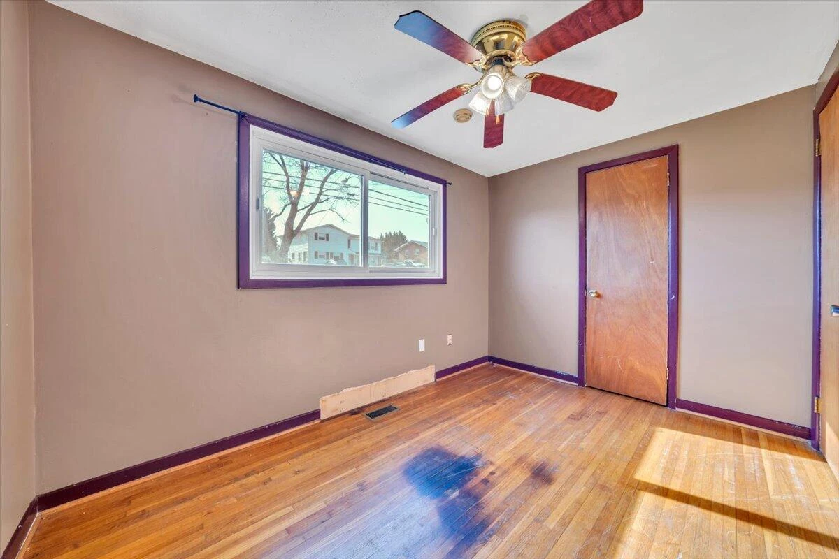 1111 Curve RD - Photo 17