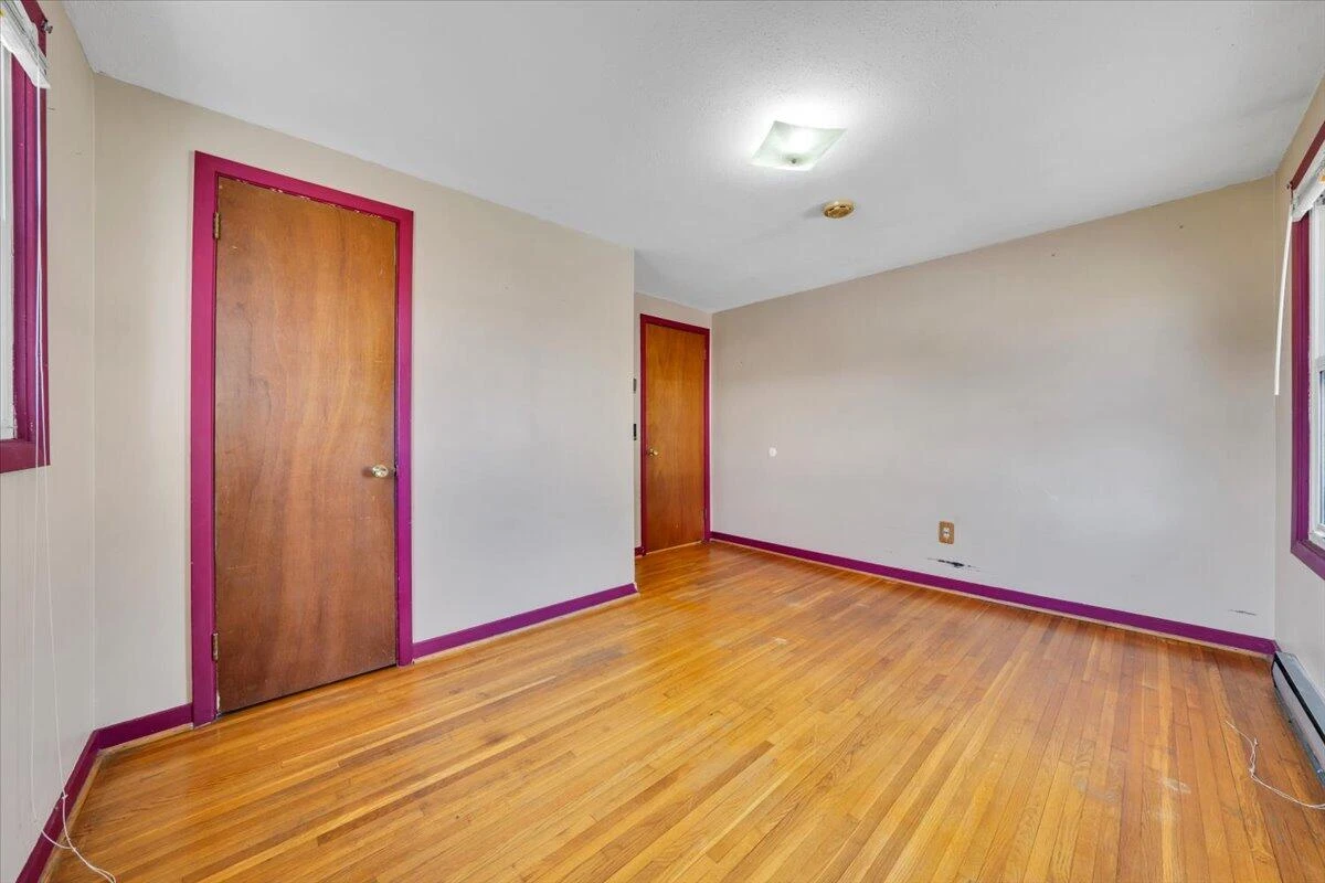 1111 Curve RD - Photo 26