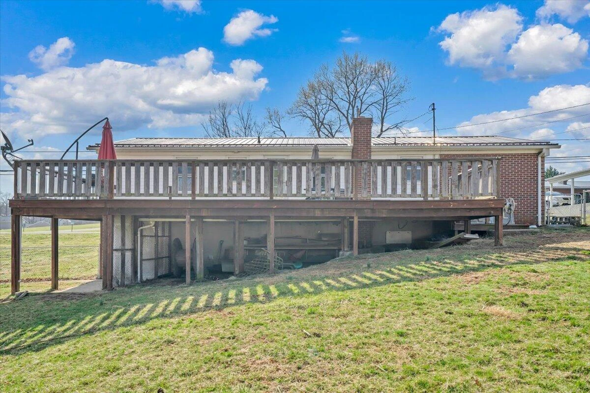 1111 Curve RD - Photo 47