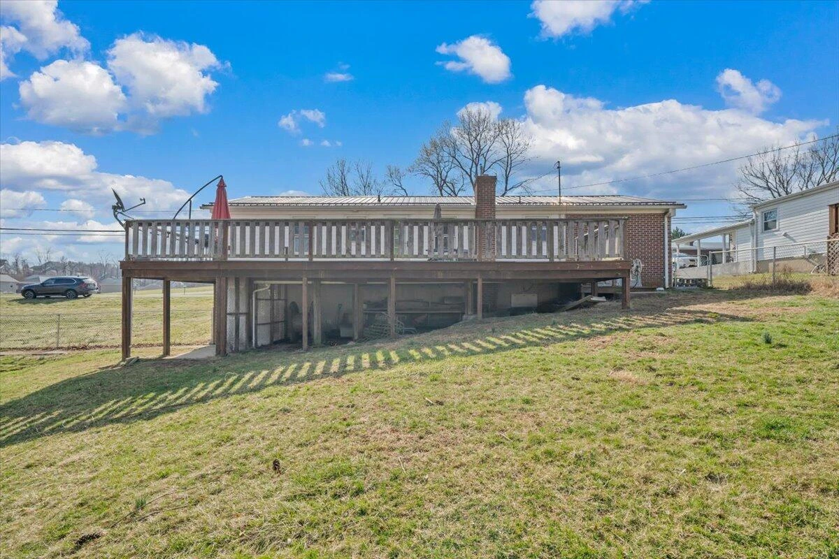 1111 Curve RD - Photo 48