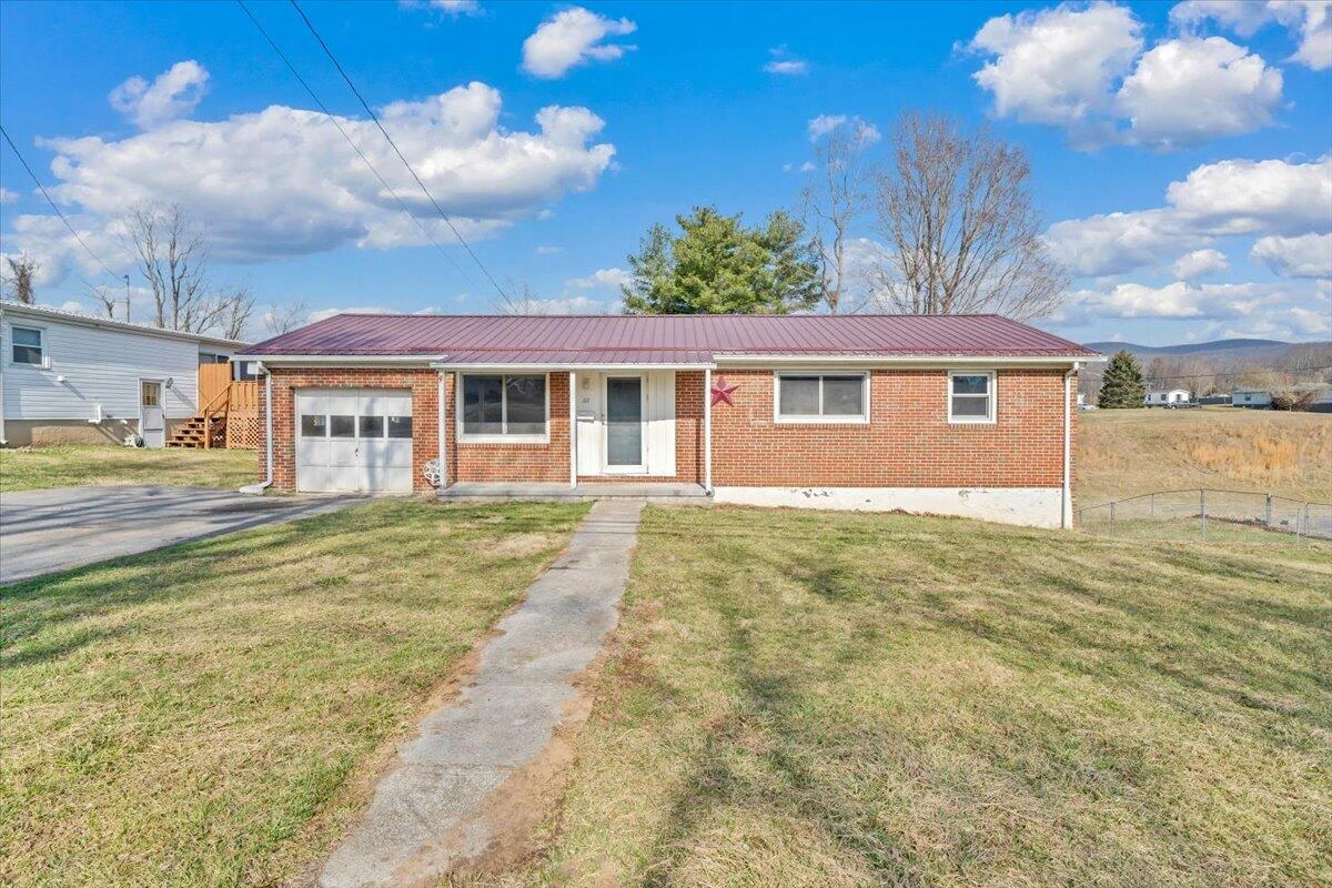 1111 Curve RD - Photo 51
