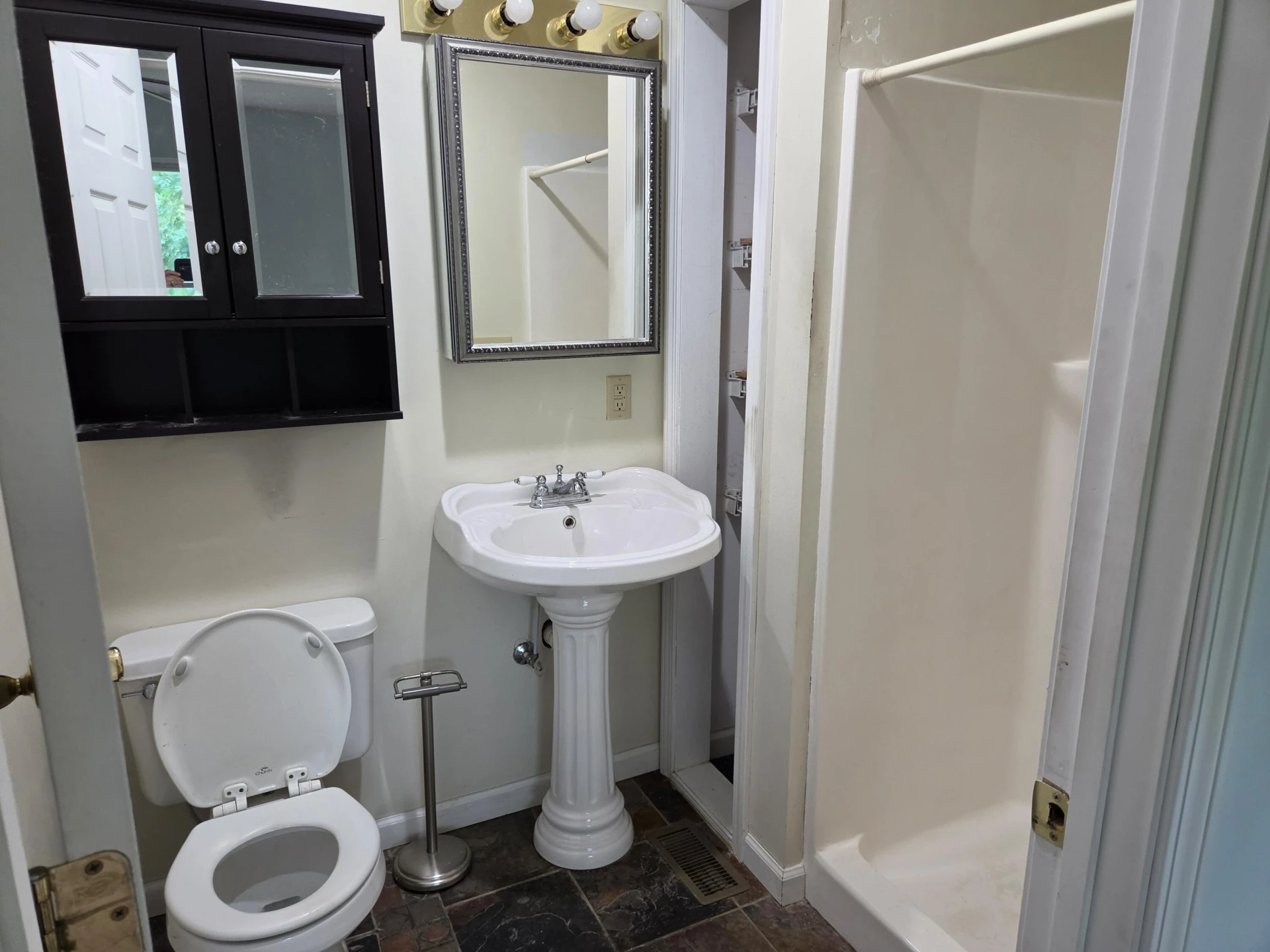 97 Cedar Bluff LN - Photo 14