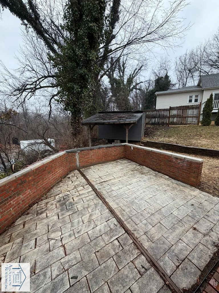 1827 Roanoke AVE SW - Photo 10