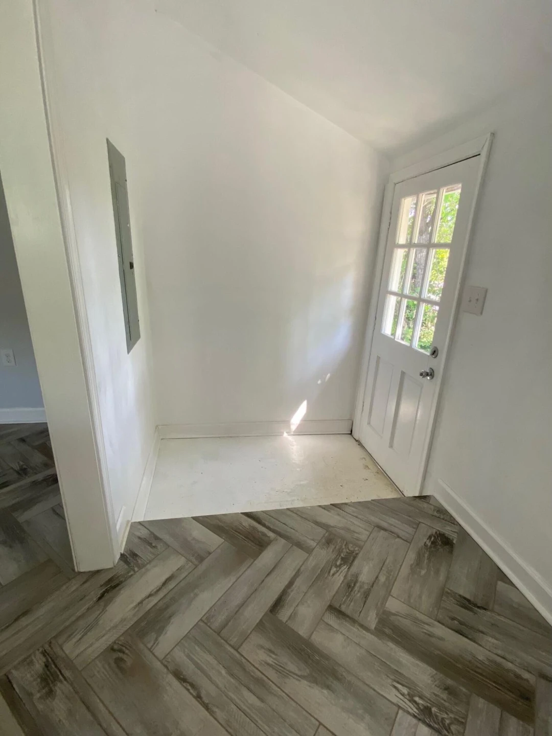 1827 Roanoke AVE SW - Photo 15