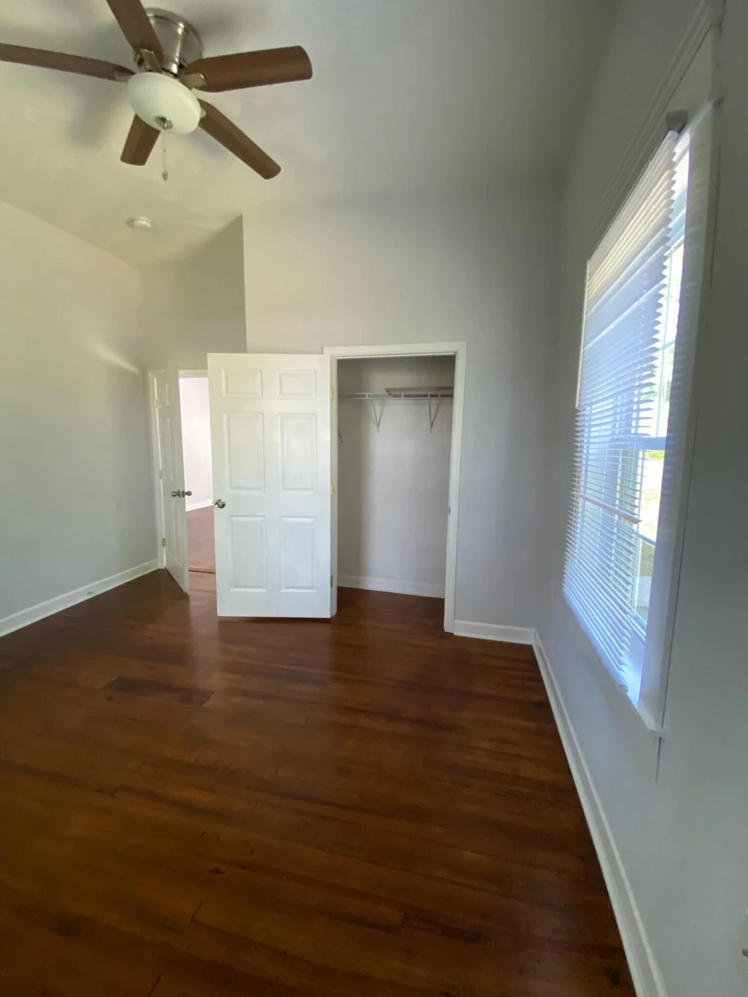 1827 Roanoke AVE SW - Photo 16