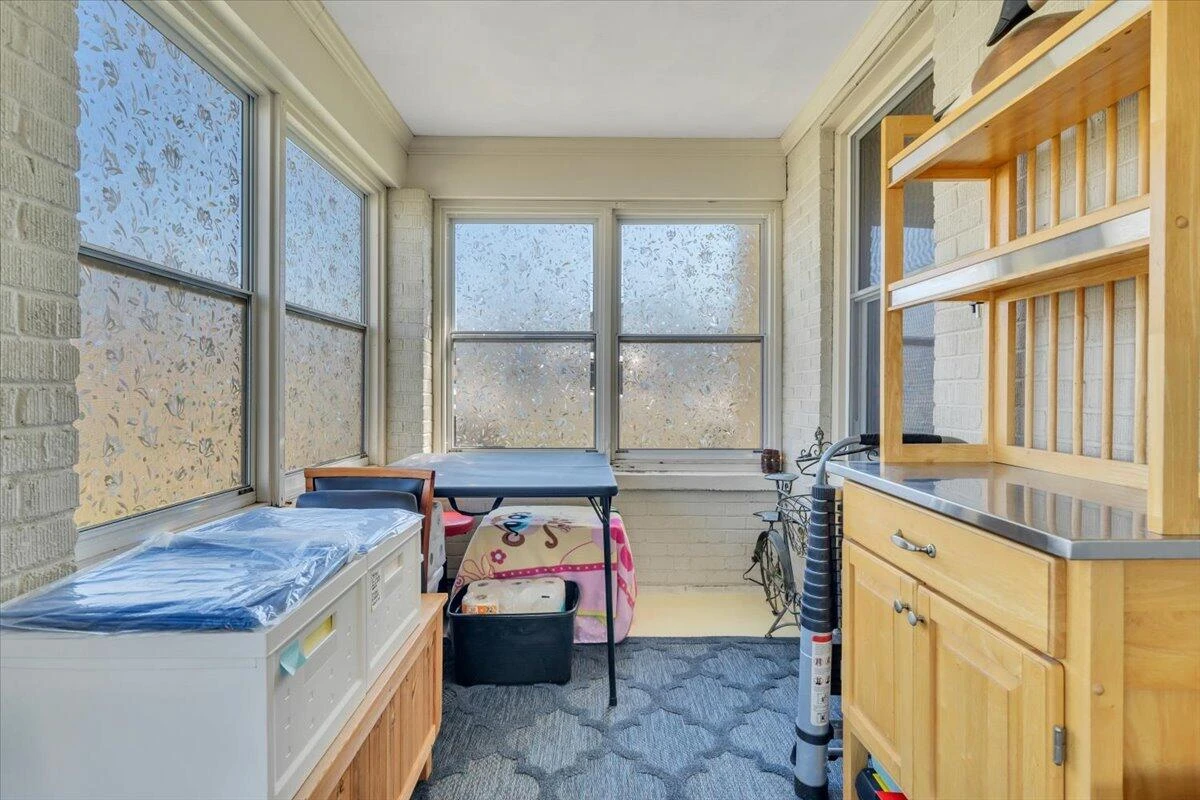 841 Bedford RD - Photo 3