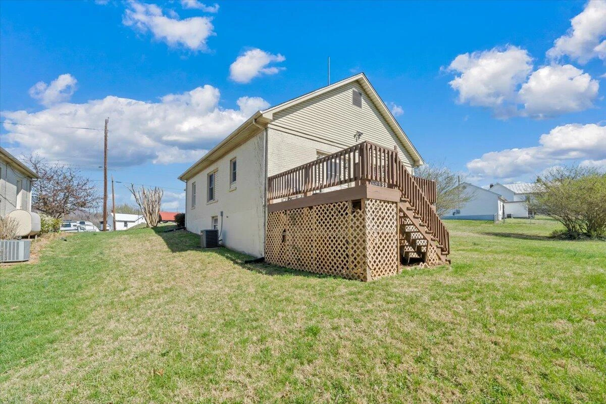 841 Bedford RD - Photo 40