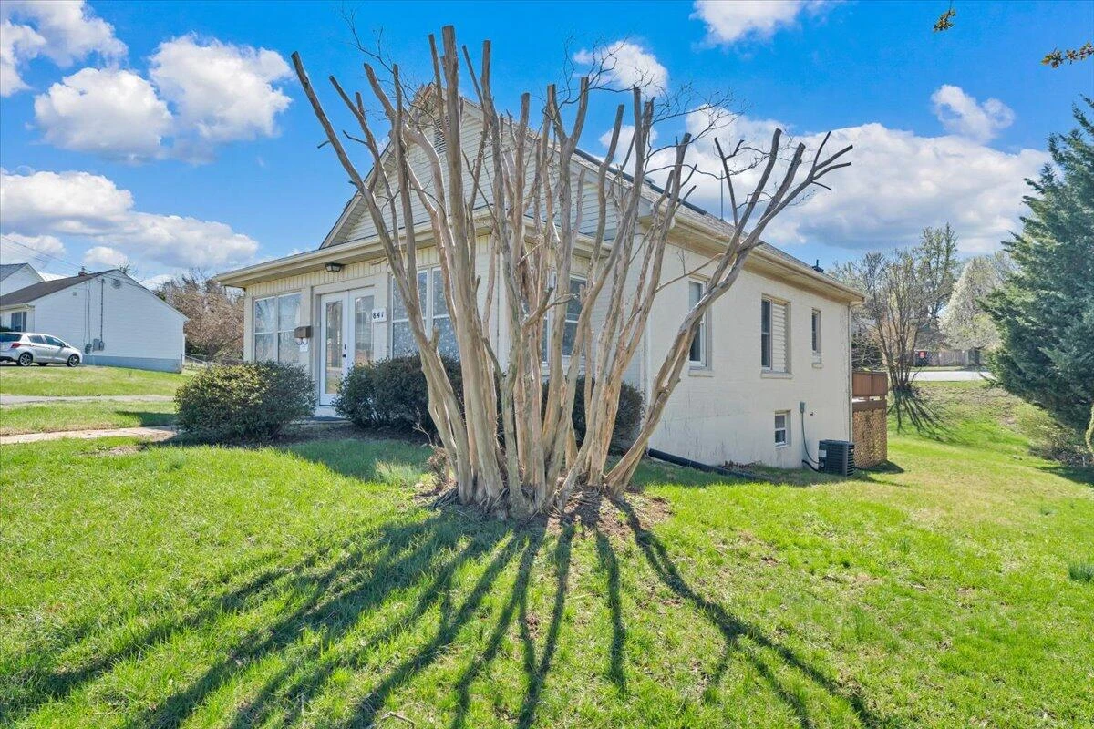 841 Bedford RD - Photo 45