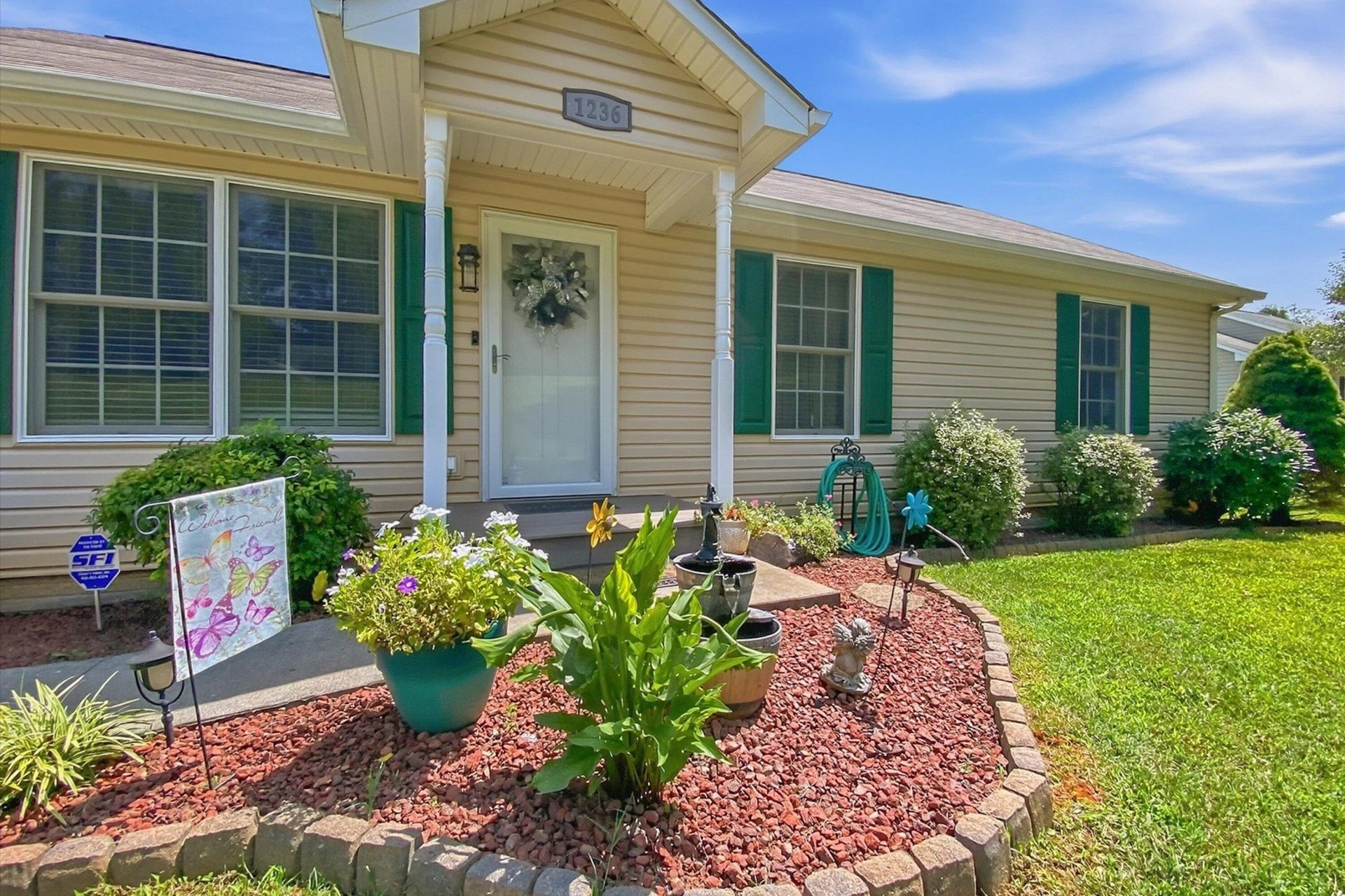 1236 Carroll RD