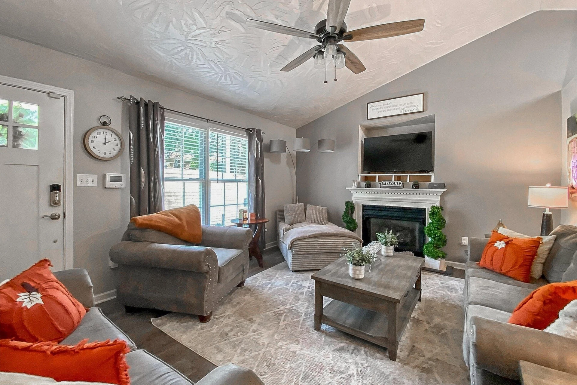 1236 Carroll RD - Photo 3