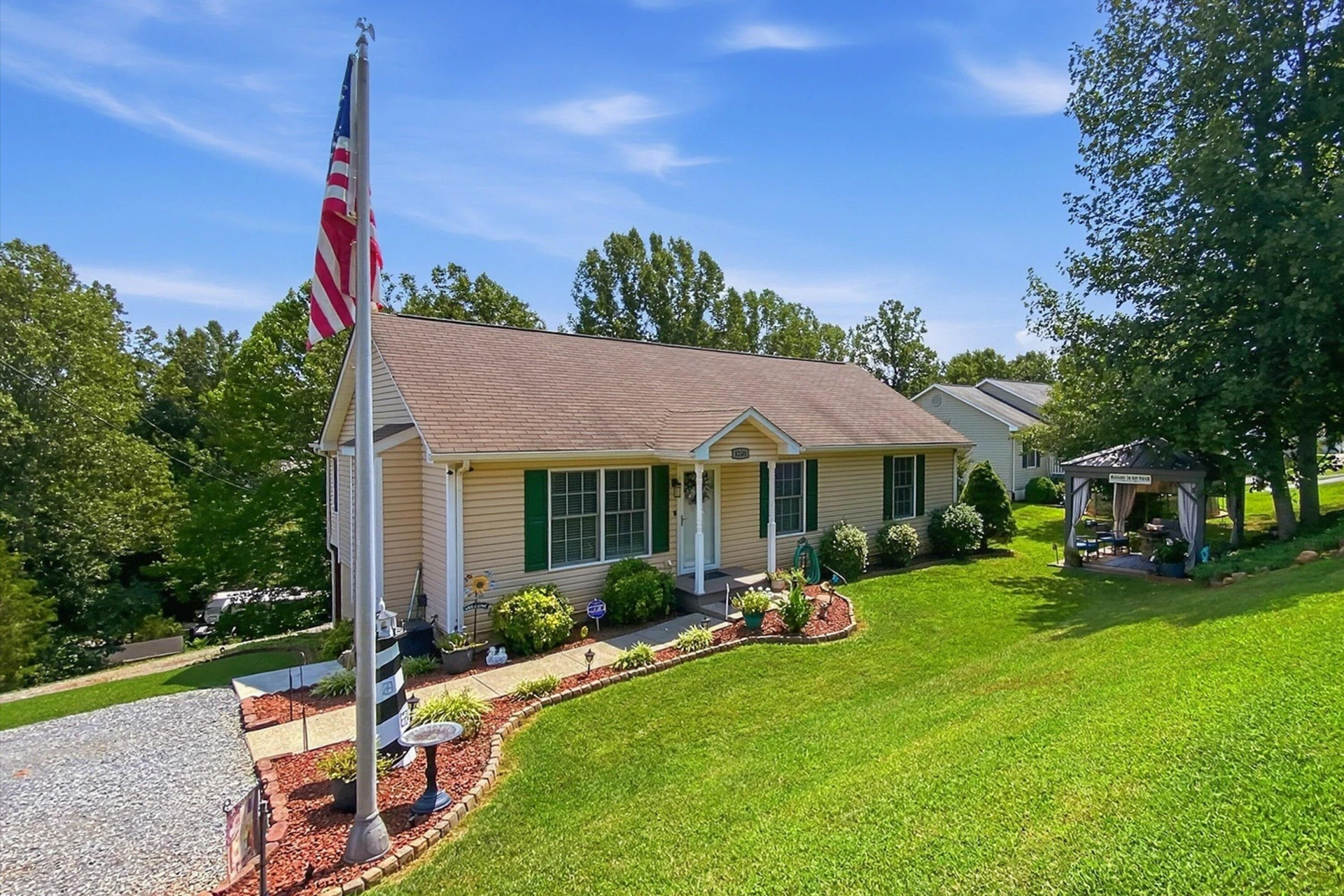 1236 Carroll RD - Photo 40