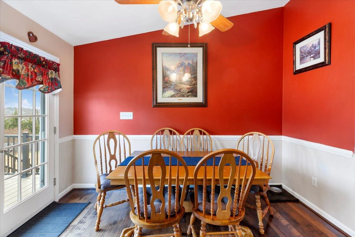 335 Fort Lewis BLVD - Photo 15