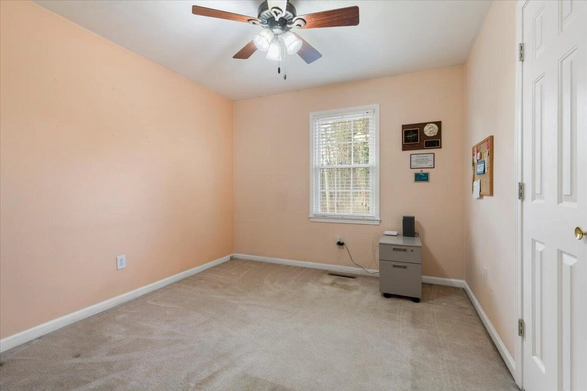 335 Fort Lewis BLVD - Photo 24