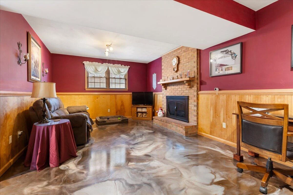 335 Fort Lewis BLVD - Photo 31