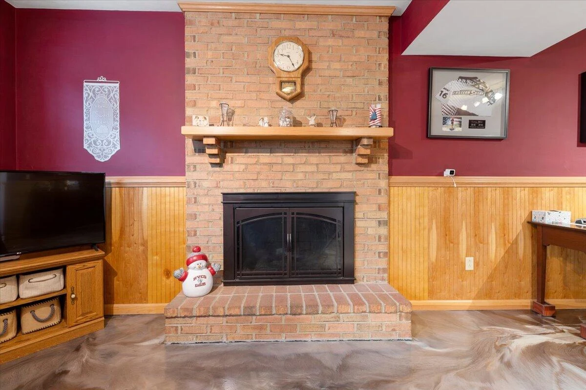 335 Fort Lewis BLVD - Photo 33