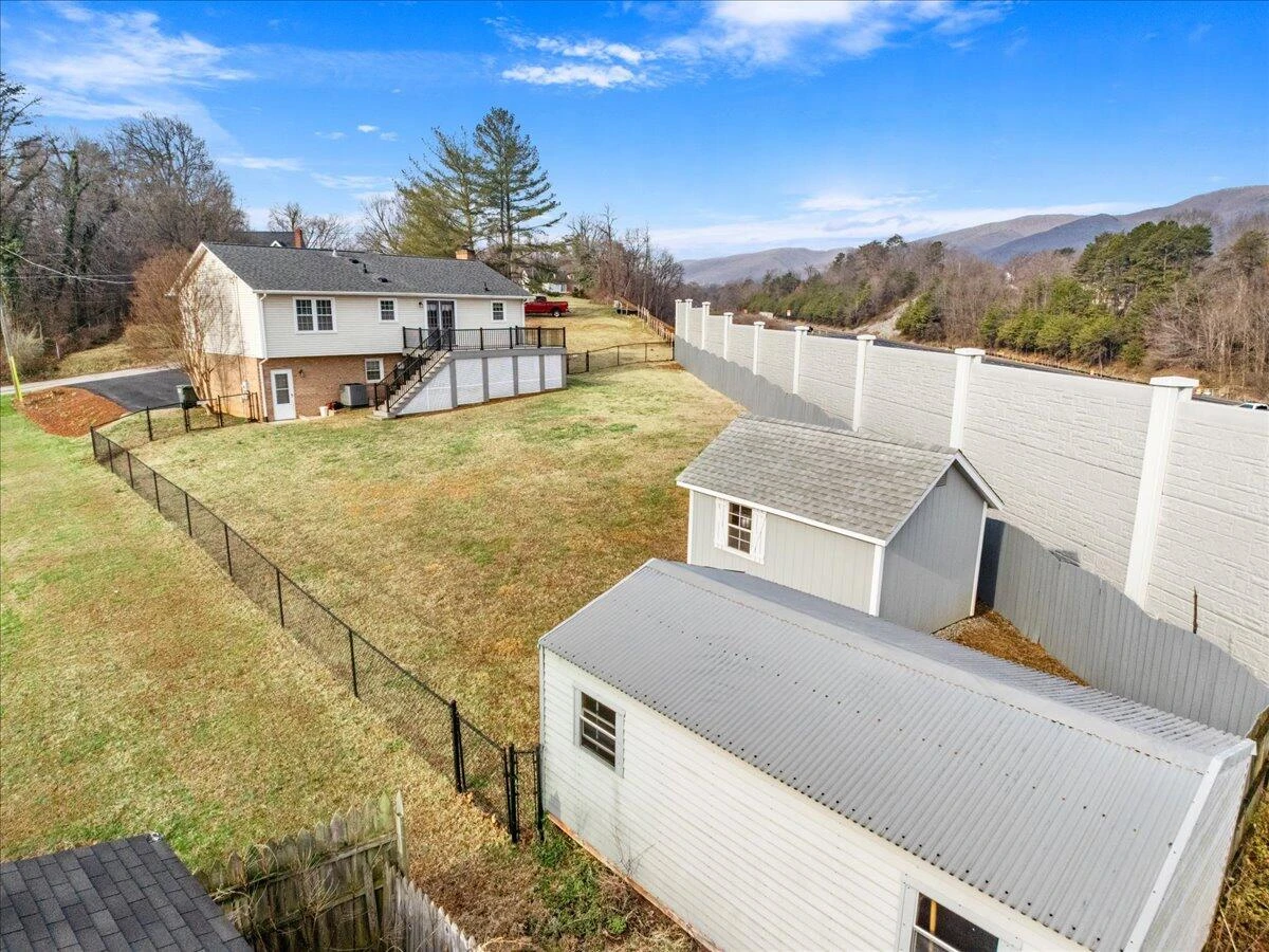 335 Fort Lewis BLVD - Photo 43
