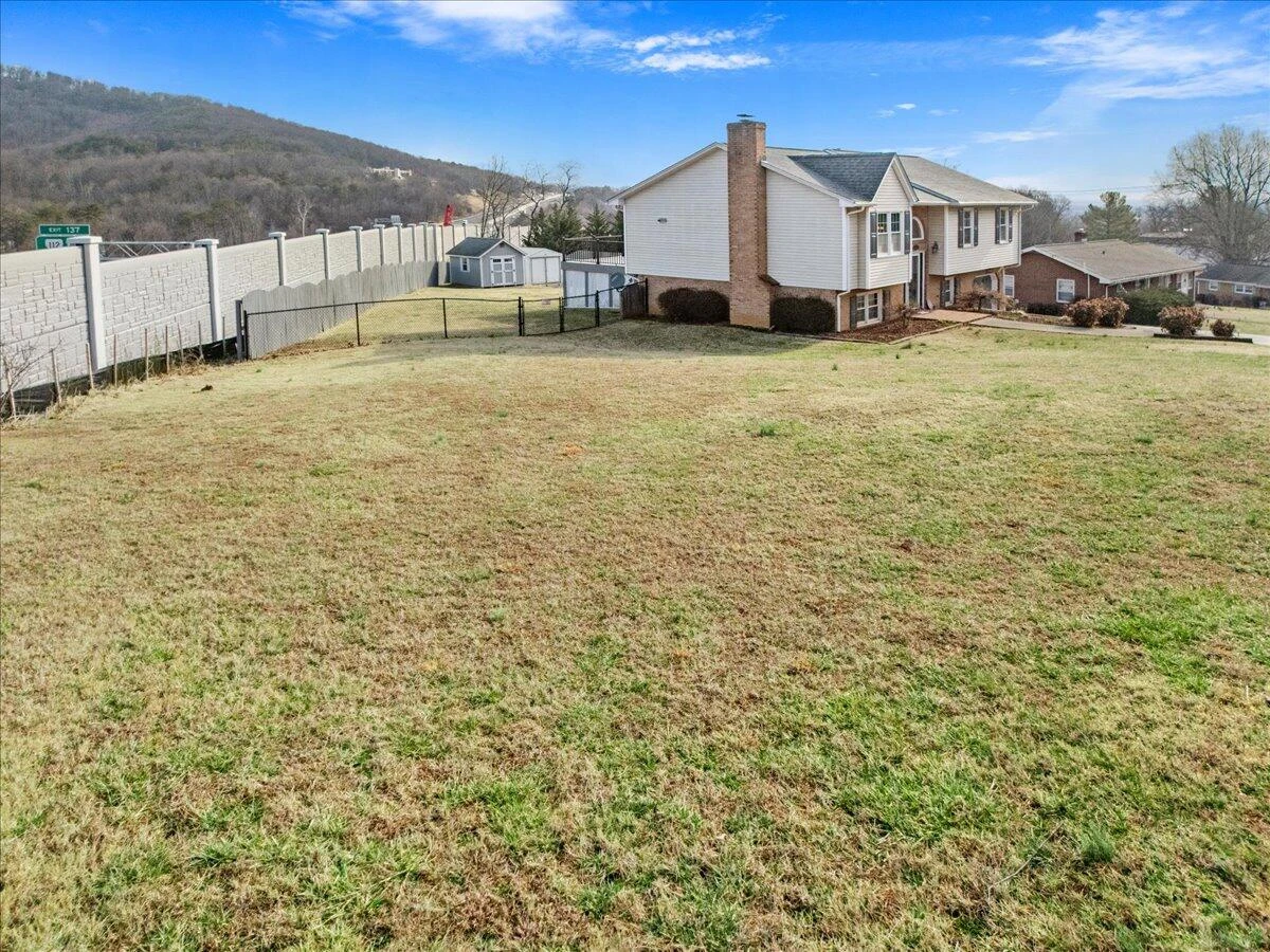 335 Fort Lewis BLVD - Photo 49