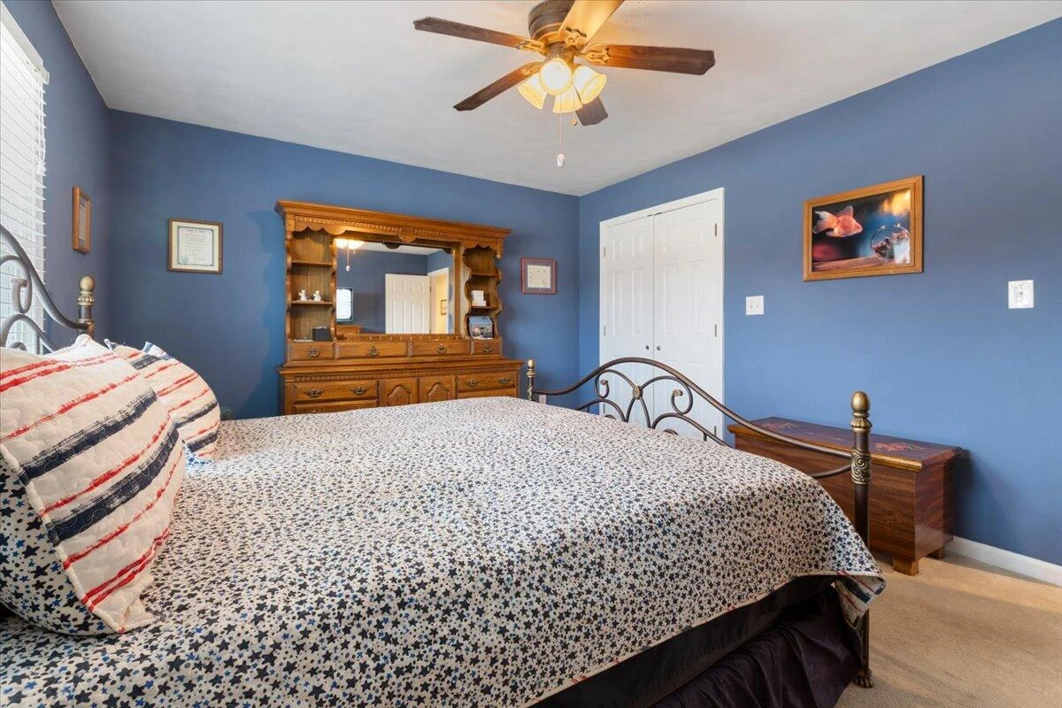 335 Fort Lewis BLVD - Photo 64