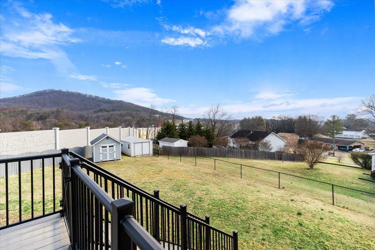 335 Fort Lewis BLVD - Photo 66
