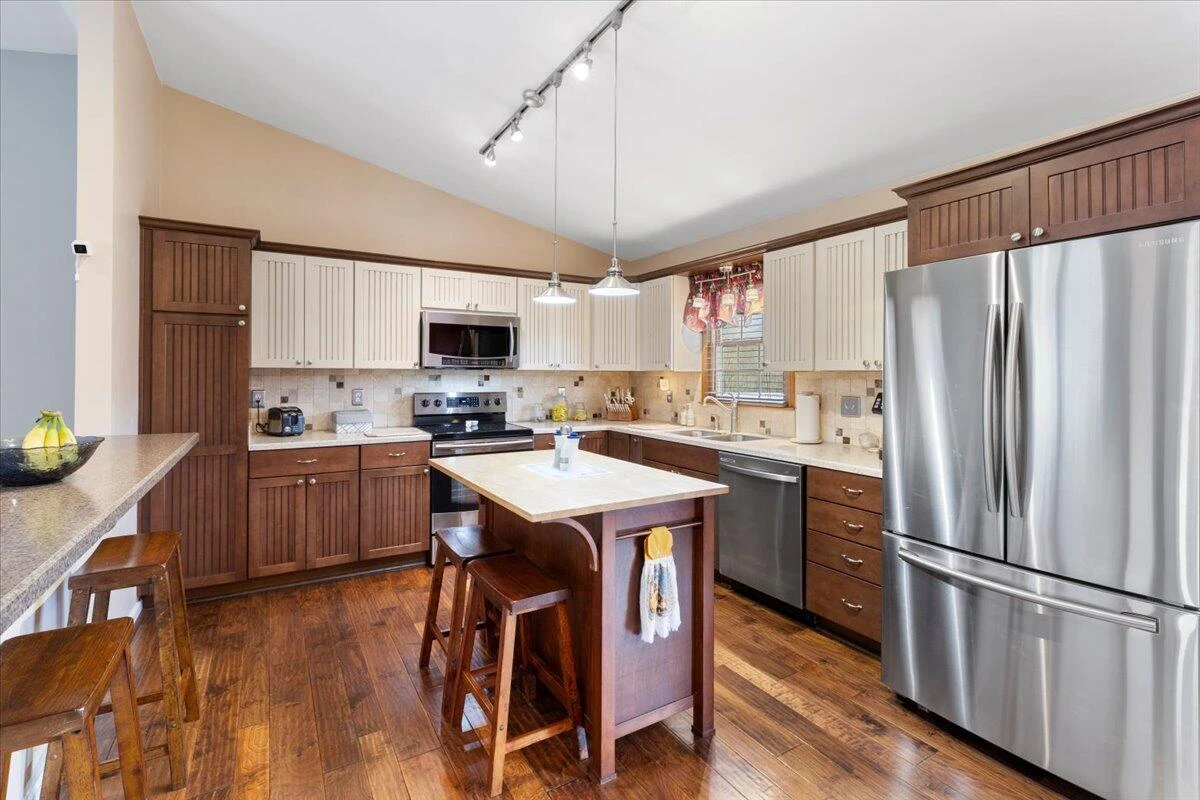 335 Fort Lewis BLVD - Photo 10