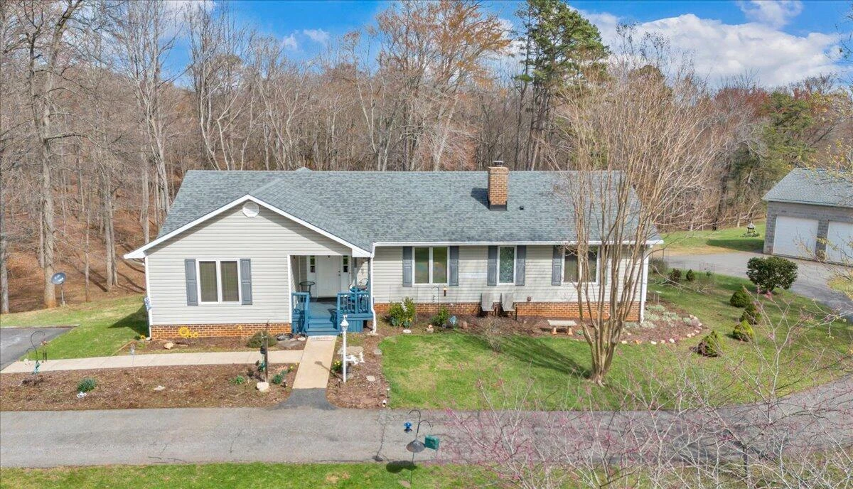 103 Glenn Haven TER
