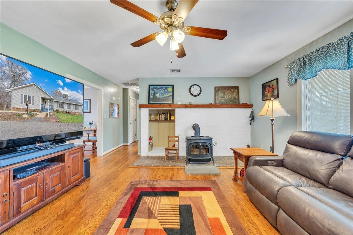 103 Glenn Haven TER - Photo 17