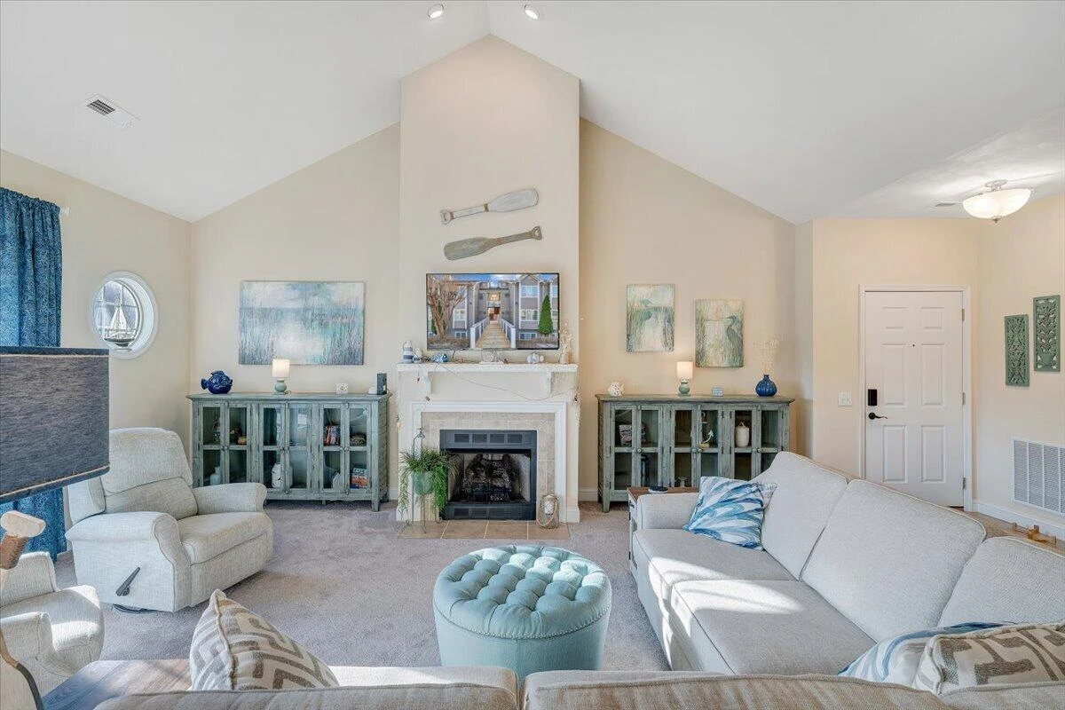 300 S Pointe Shore DR #411 - Photo 13