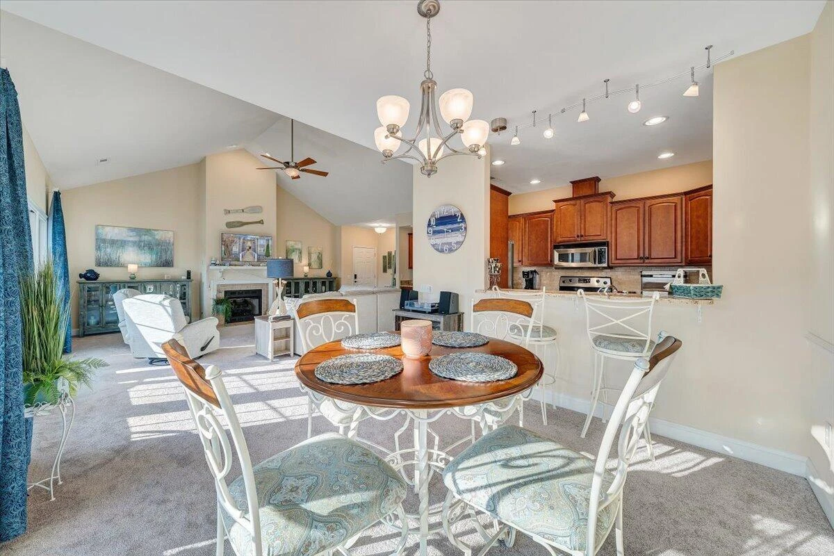300 S Pointe Shore DR #411 - Photo 24