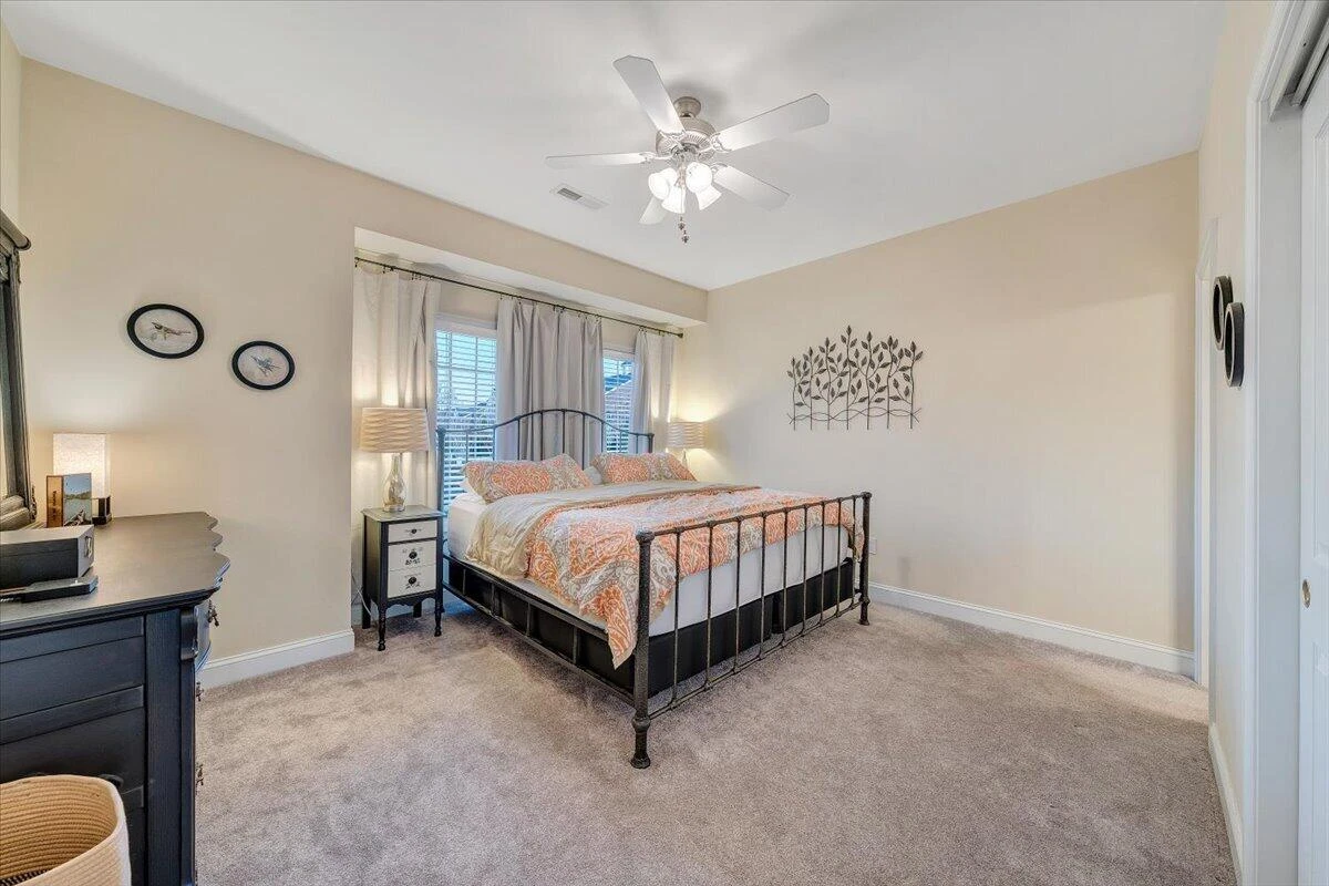 300 S Pointe Shore DR #411 - Photo 32