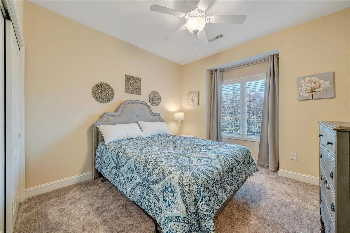 300 S Pointe Shore DR #411 - Photo 36