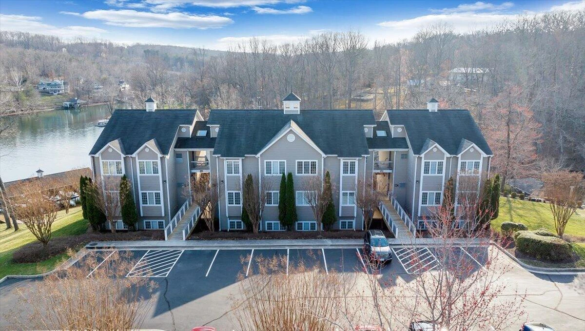 300 S Pointe Shore DR #411 - Photo 5