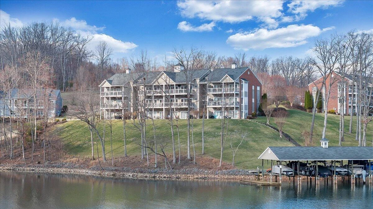 300 S Pointe Shore DR #411 - Photo 62