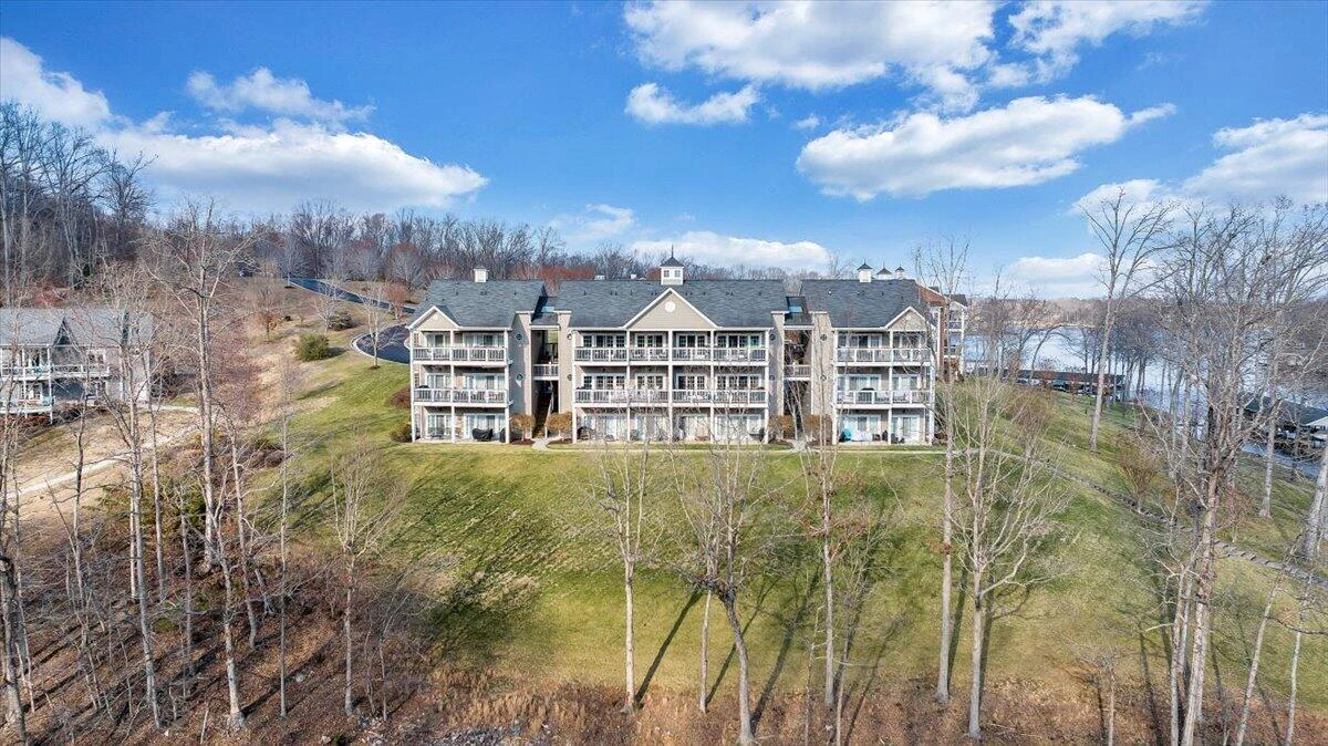 300 S Pointe Shore DR #411 - Photo 67