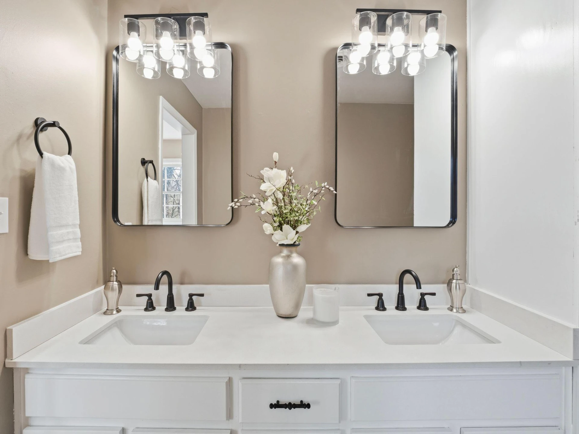 4867 Hunting Hills DR - Photo 46