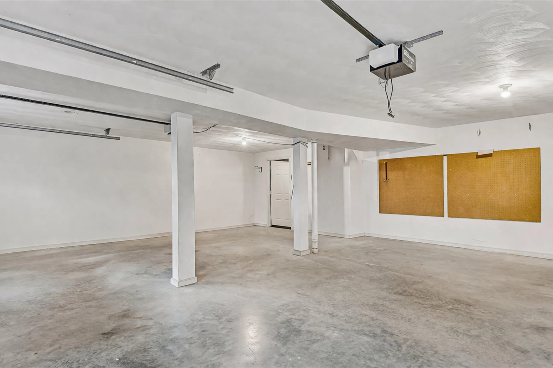 2540 Blue Ridge Springs RD - Photo 36