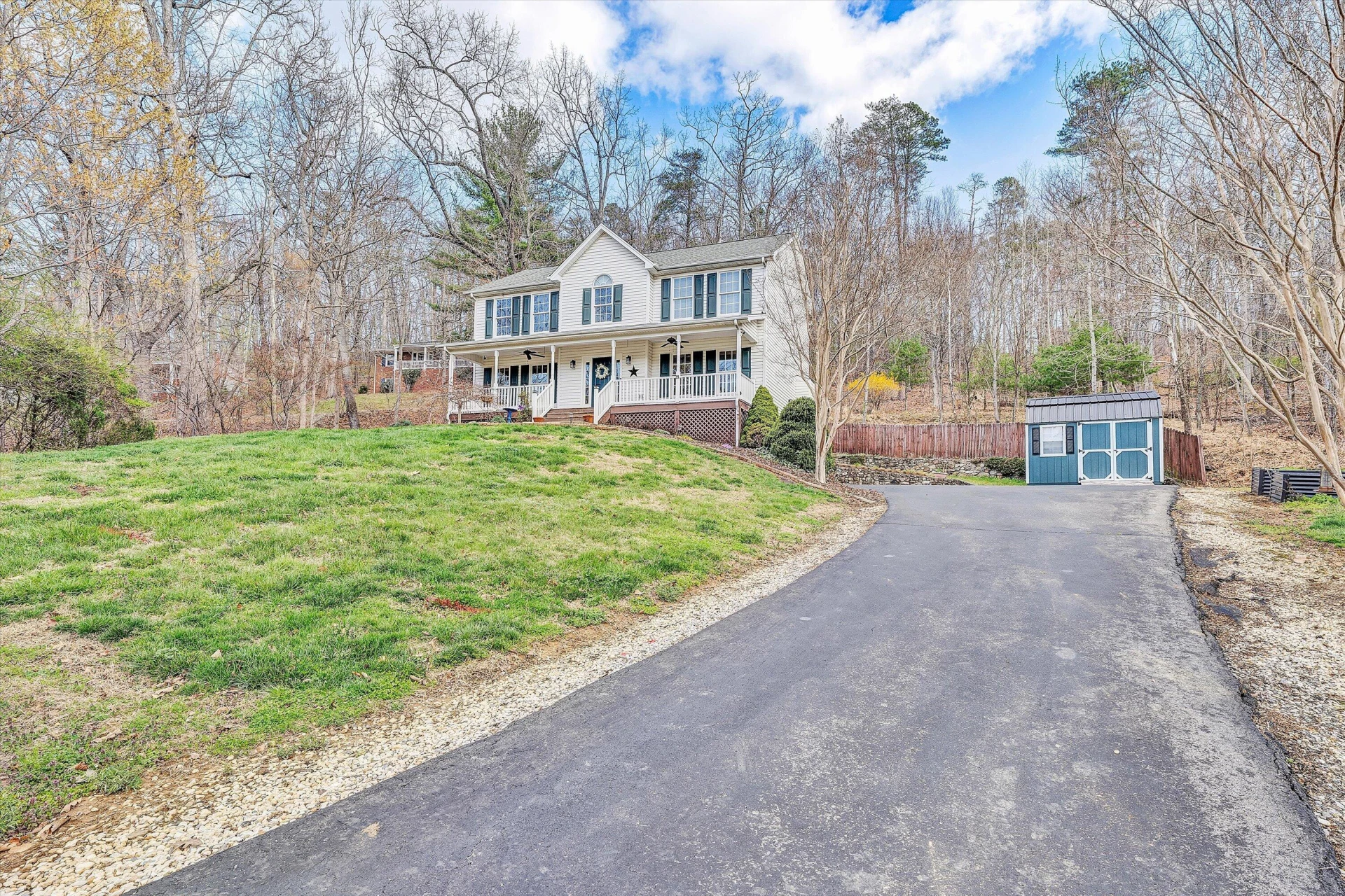 2540 Blue Ridge Springs RD - Photo 40