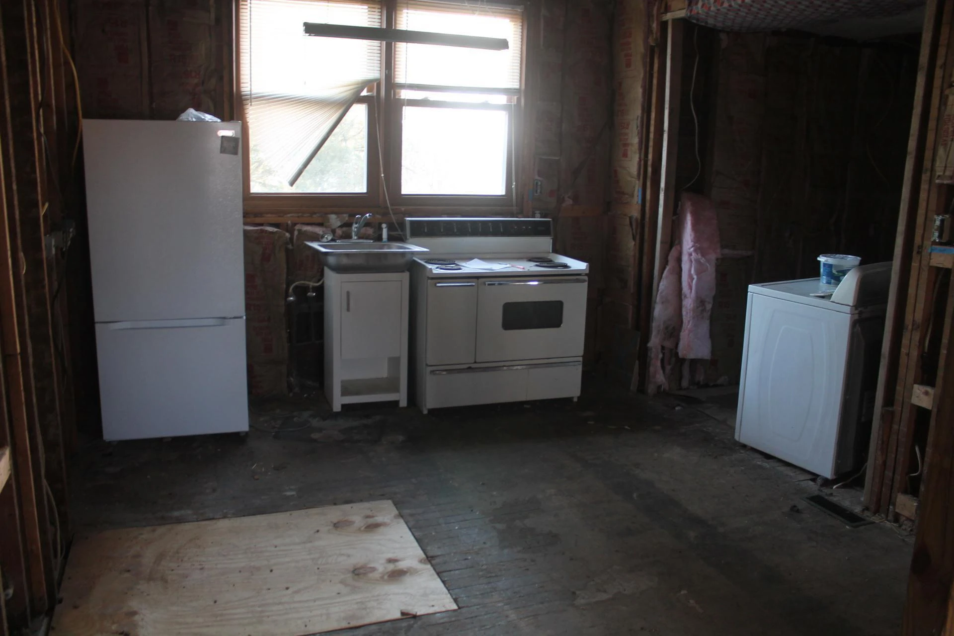 2210 Eastgate AVE NE - Photo 10