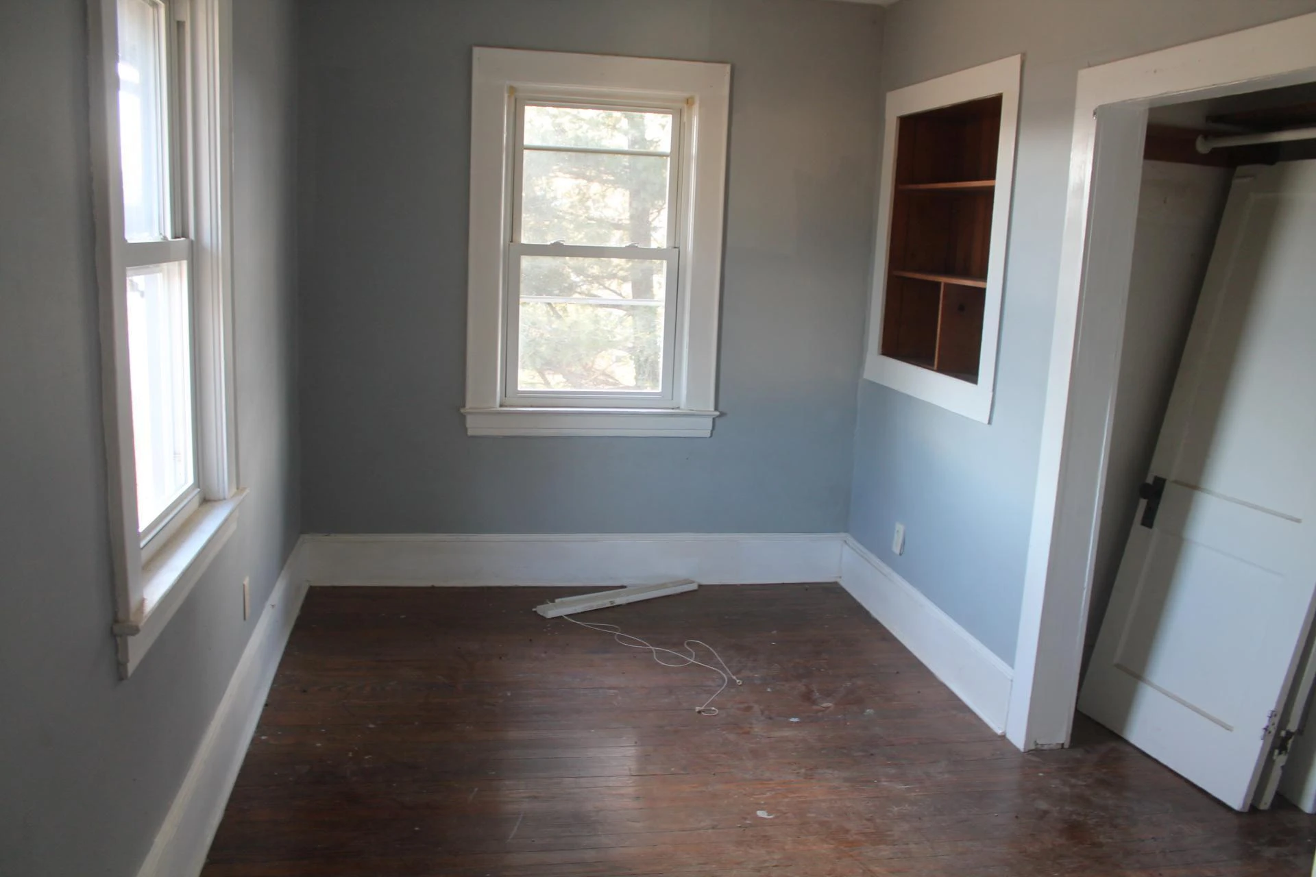2210 Eastgate AVE NE - Photo 14