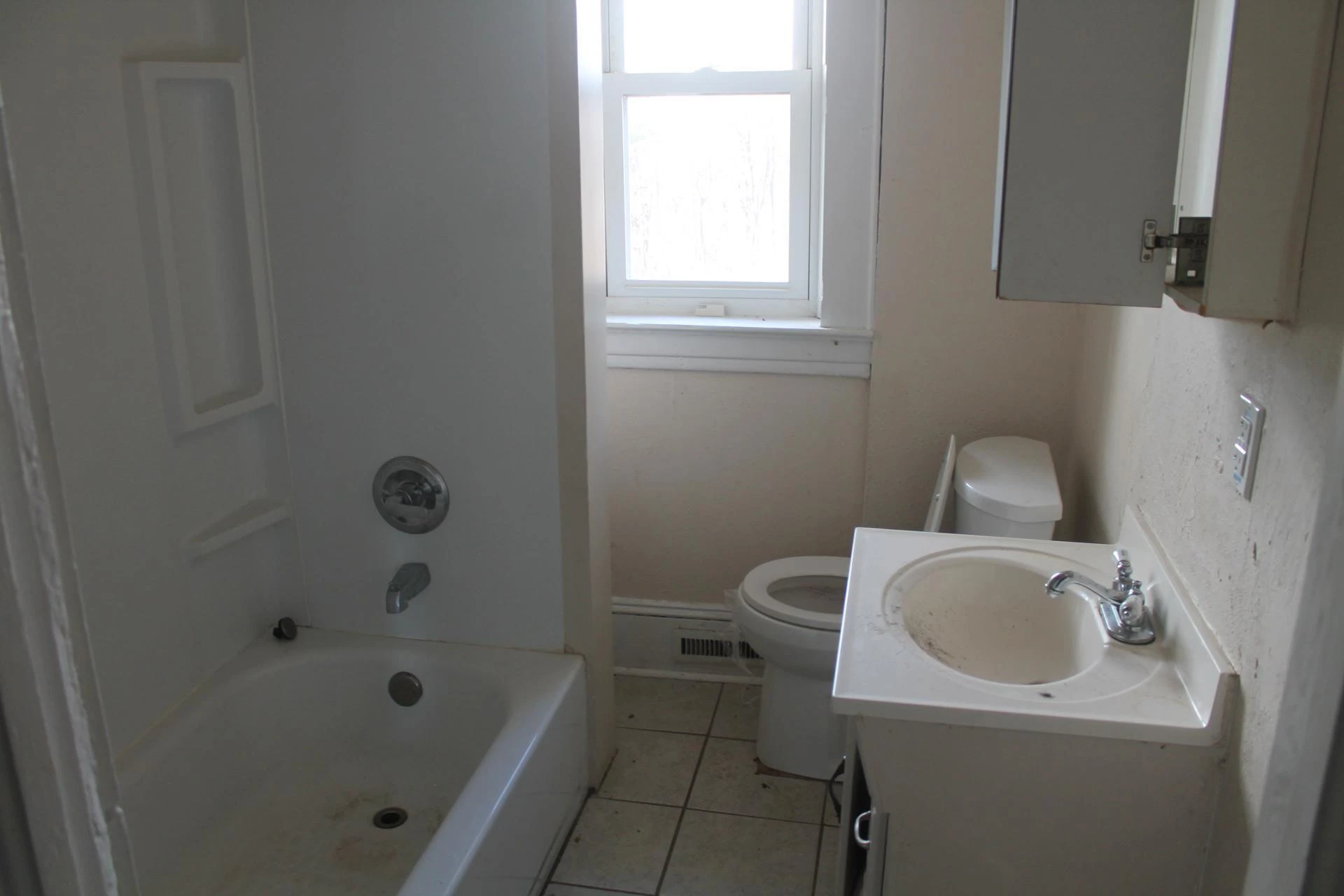2210 Eastgate AVE NE - Photo 20