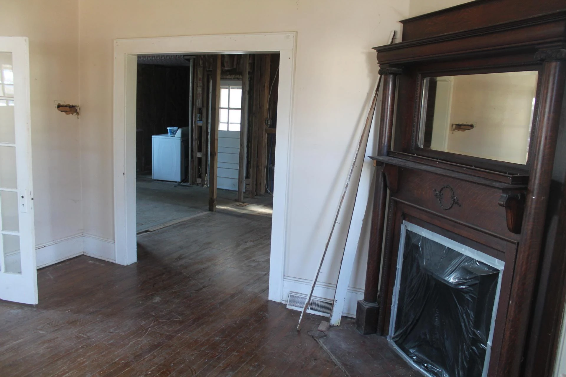 2210 Eastgate AVE NE - Photo 7