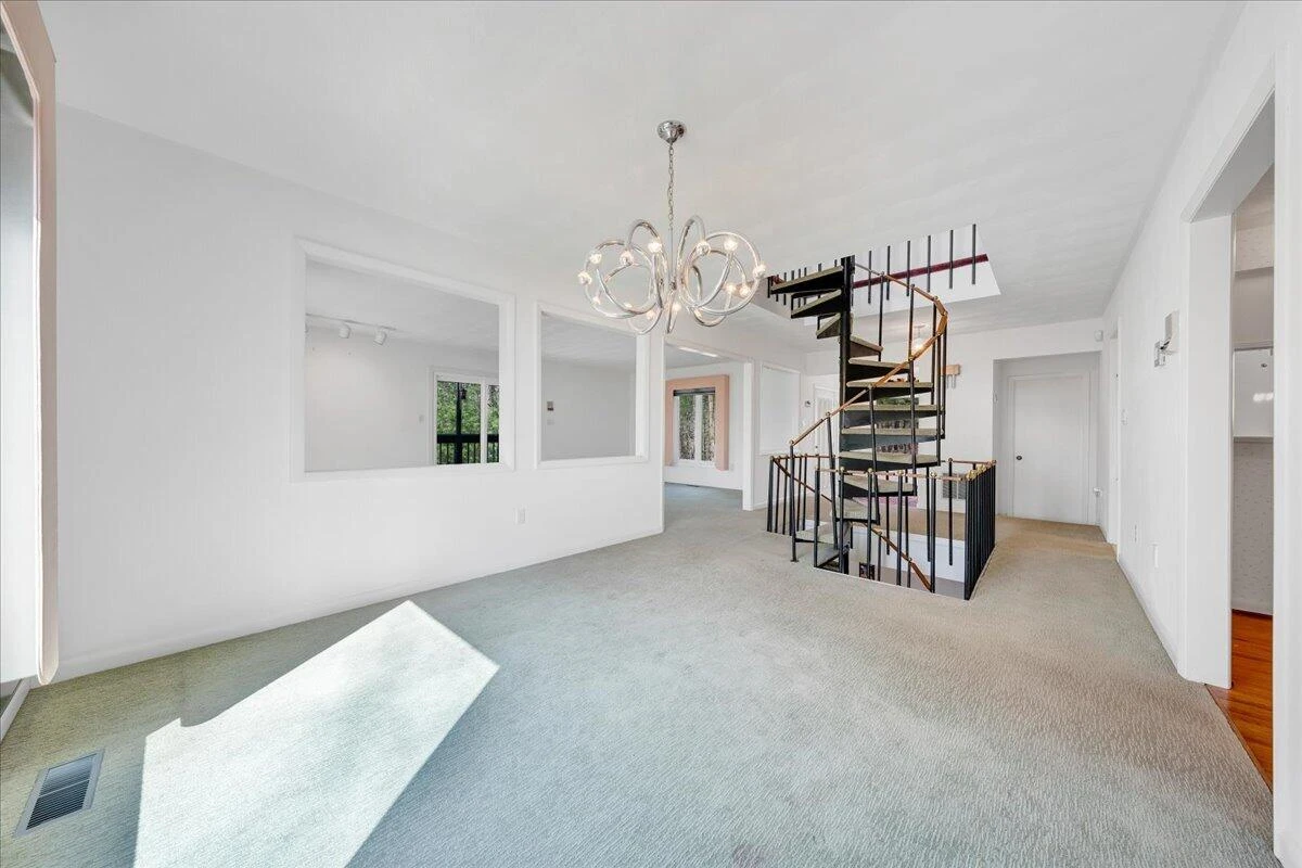 6878 Mount Chestnut RD - Photo 23