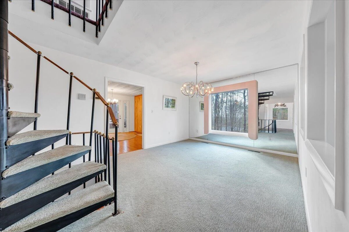 6878 Mount Chestnut RD - Photo 25
