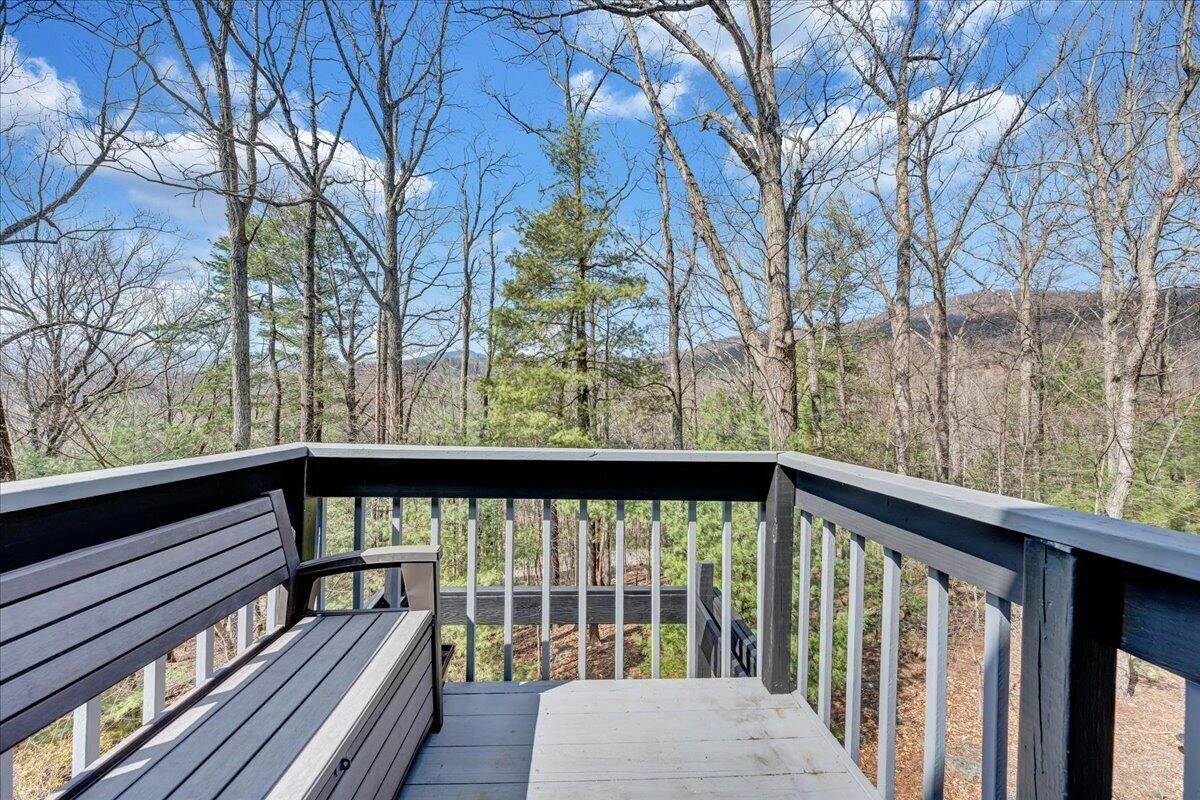 6878 Mount Chestnut RD - Photo 32