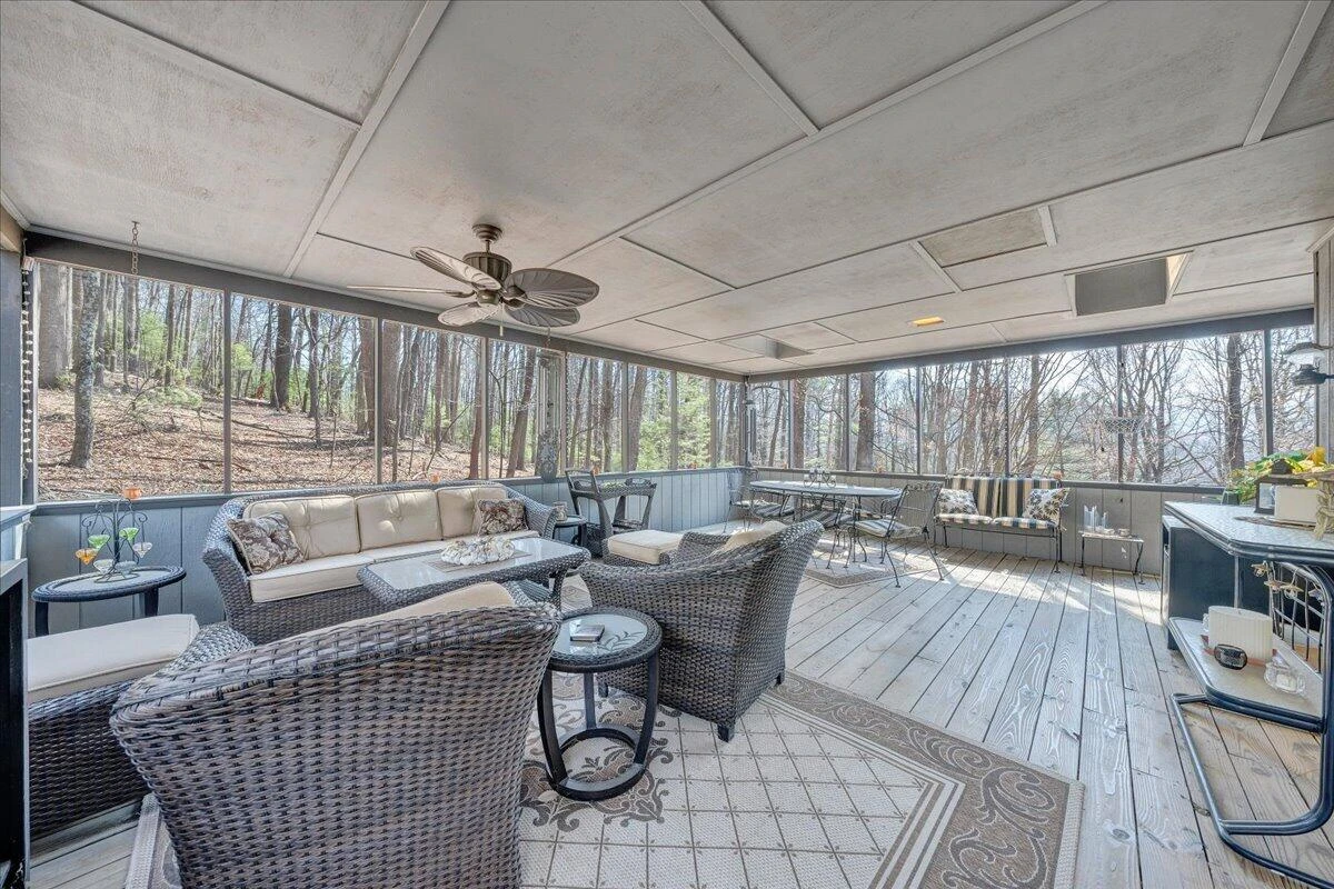 6878 Mount Chestnut RD - Photo 46