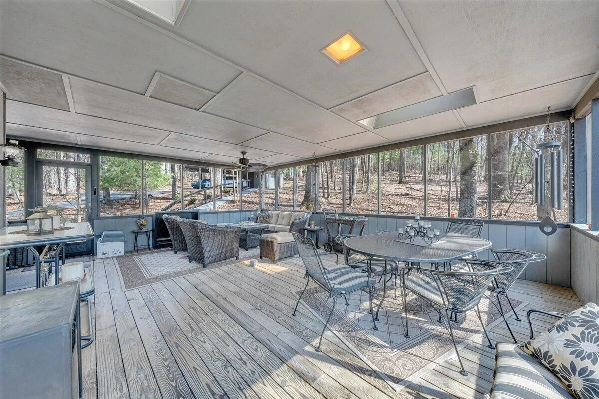 6878 Mount Chestnut RD - Photo 47
