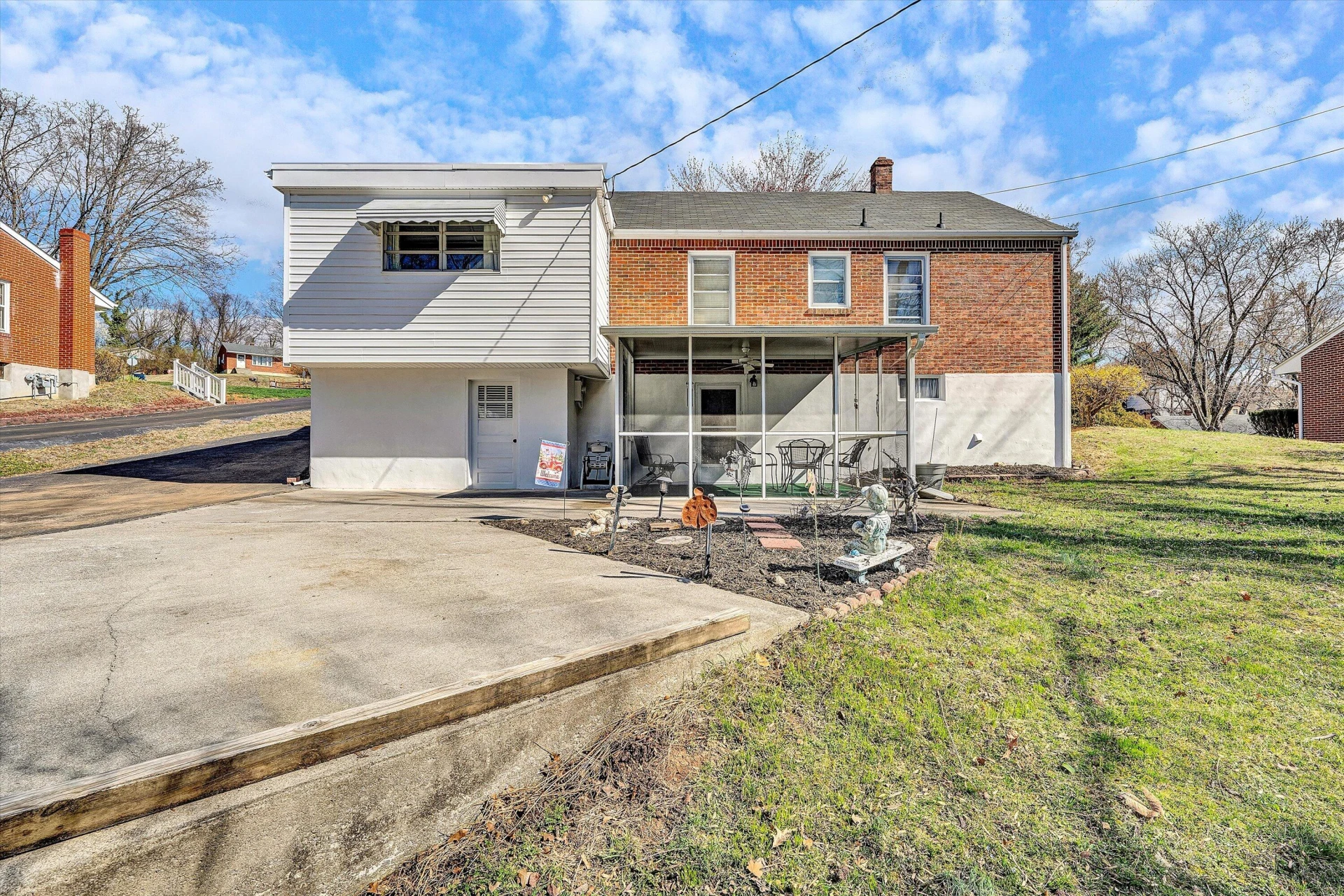 4852 Showalter RD NW - Photo 38