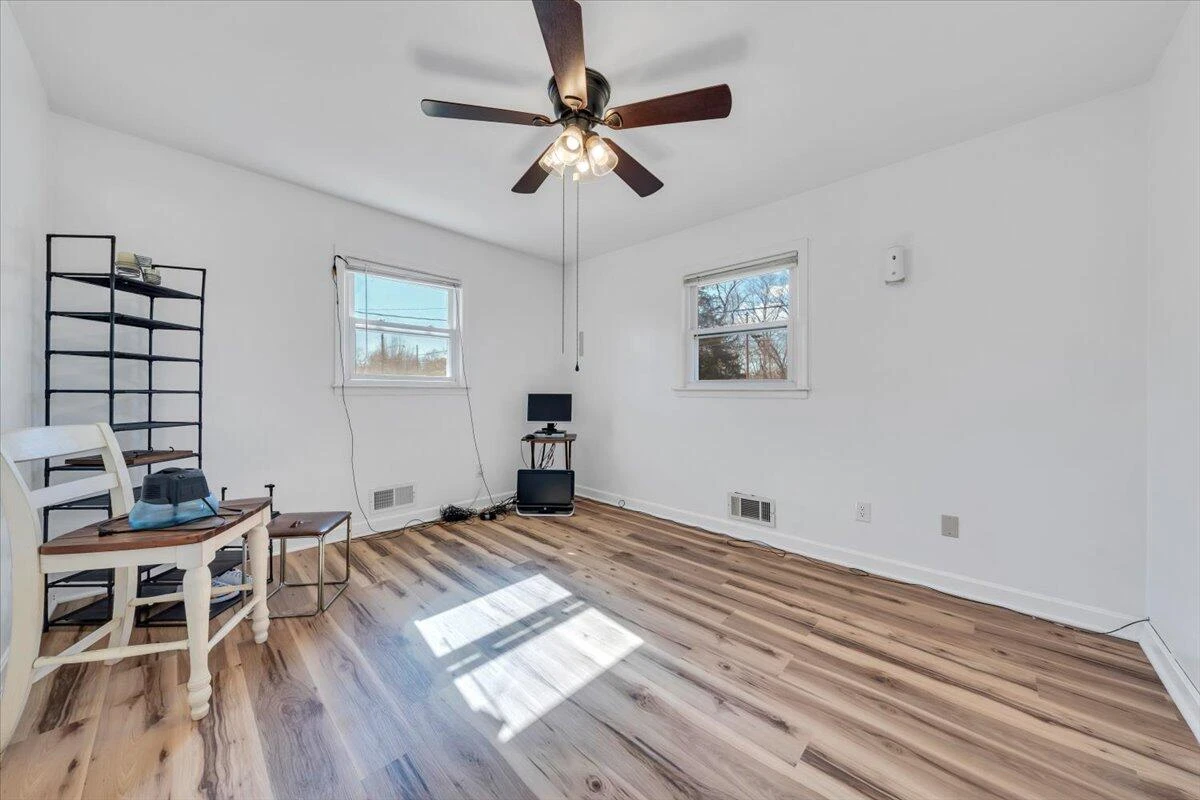 920 Ainsley ST - Photo 30
