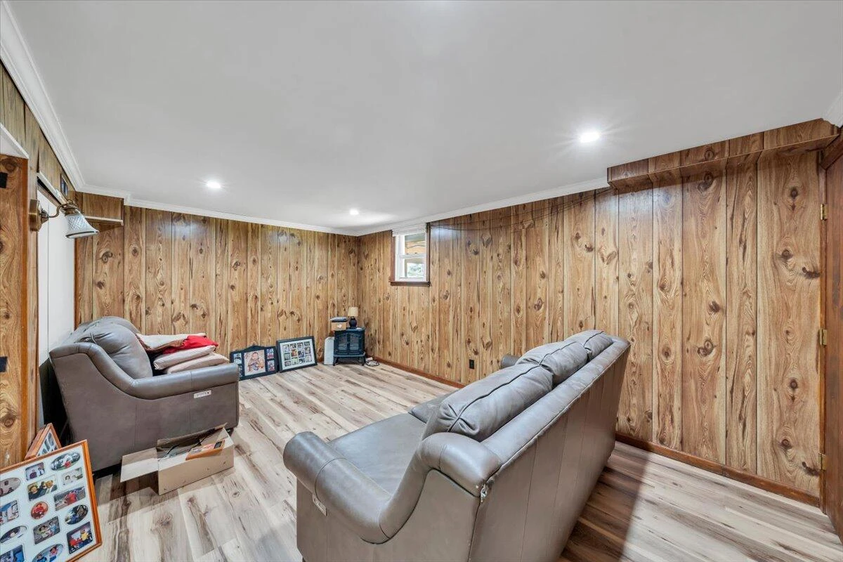 920 Ainsley ST - Photo 36