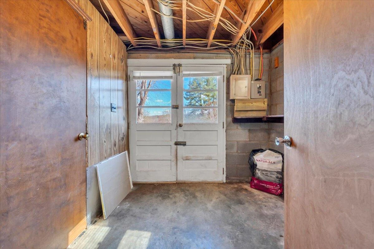 920 Ainsley ST - Photo 47