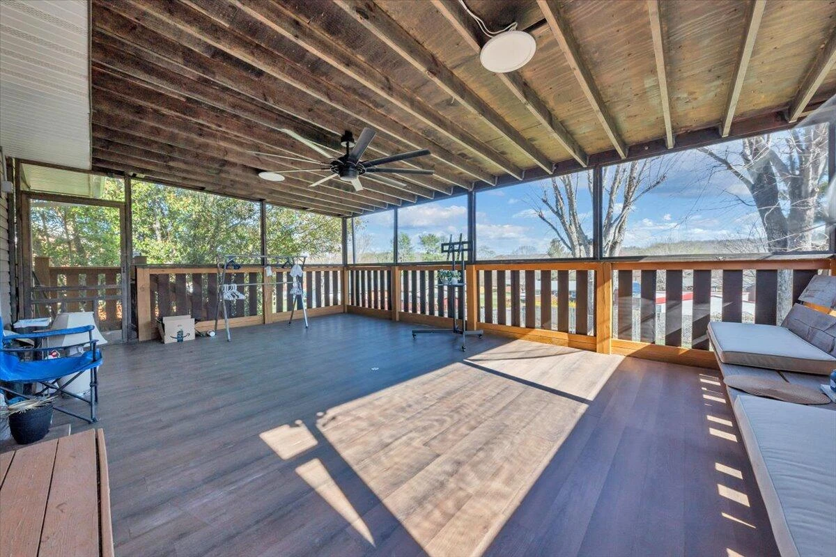 920 Ainsley ST - Photo 48